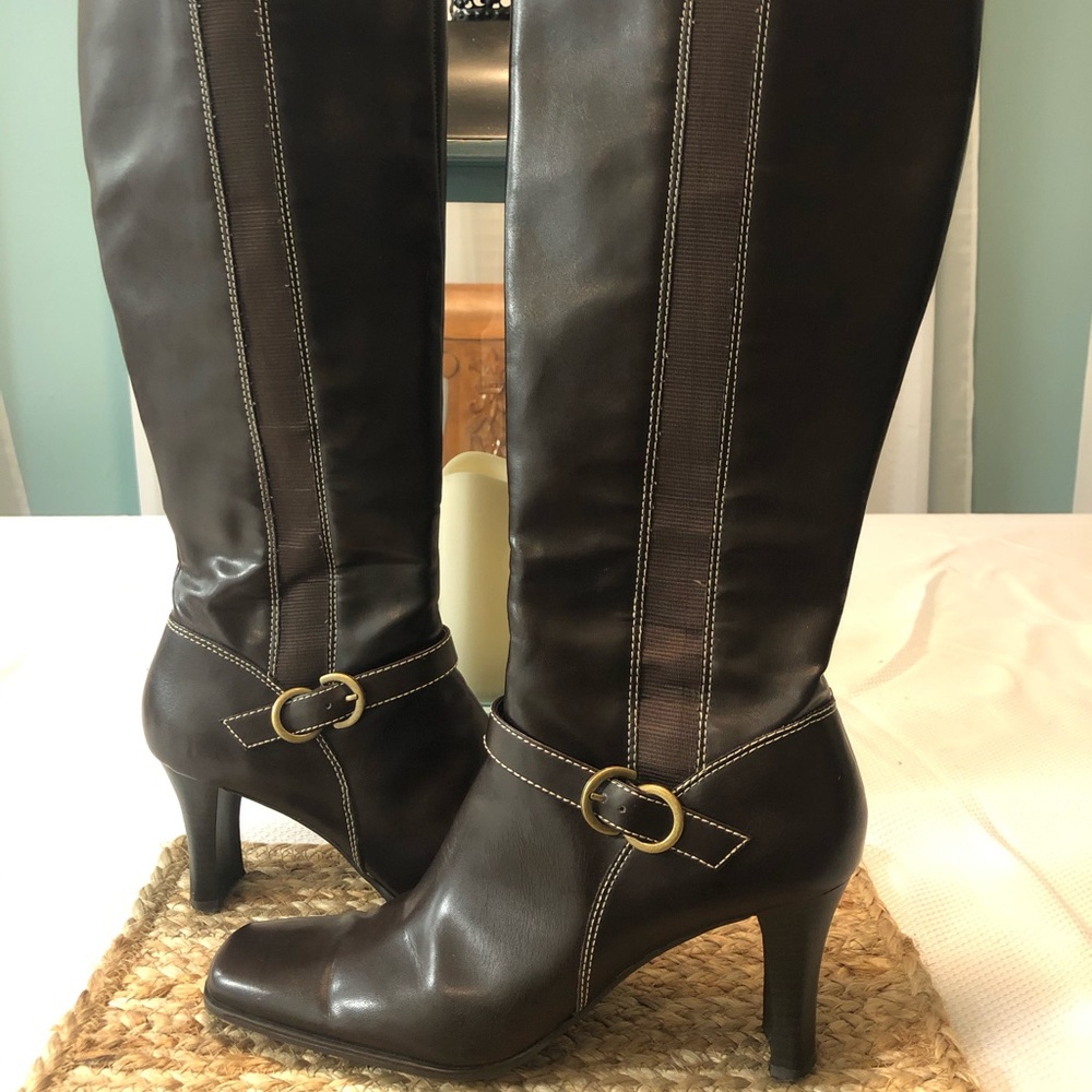 Etienne Aigner Brown Heeled Boots